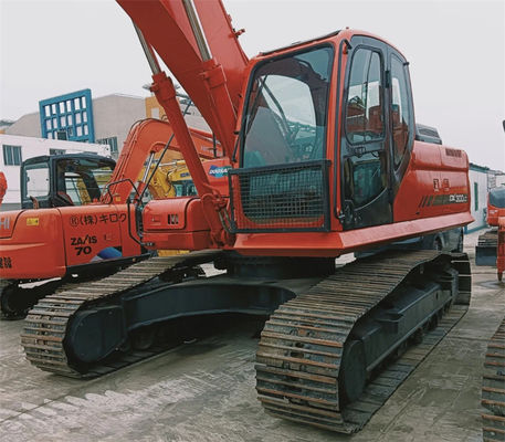 Excavateur à rouleaux Doosan DX300LC d'occasion avec moteur DE08TIS