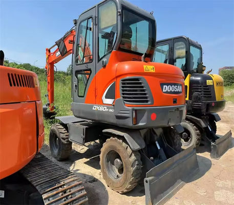 Excavatrice miniature d'occasion coréenne originale Doosan DX60W-9C
