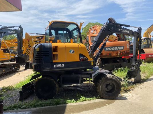 Excavateur à roues de marque à bas prix Hyundai 60 Digger 6 Tonnes Excavateur d'occasion