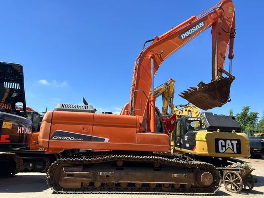 Excavatrice d'occasion Doosan 300lc-9c, CE/EPA, supporte 30 tonnes, qualité de fonctionnement bonne, prix intéressant