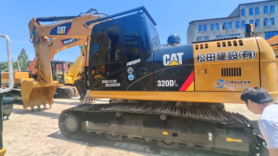 Excavatrice d'occasion Caterpillar 320 320D 320D2 de 20 tonnes en stock avec composants principaux : moteur, boîte de vitesses, roulement, automate programmable (PLC)